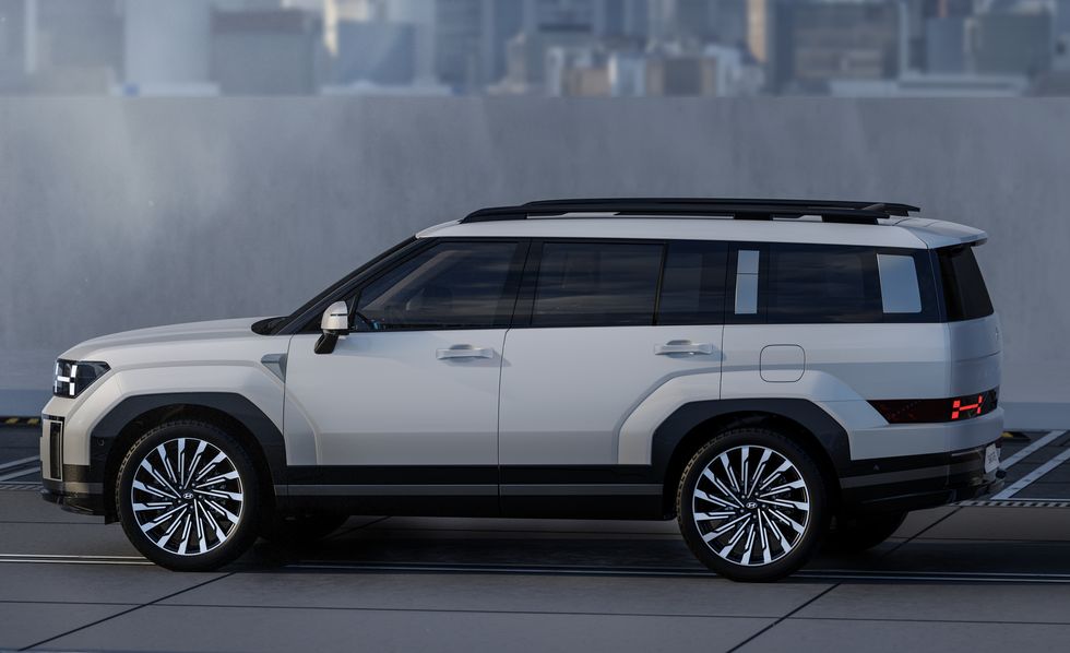 2024-hyundai-santa-fe-profile-64b55b017811e.jpg