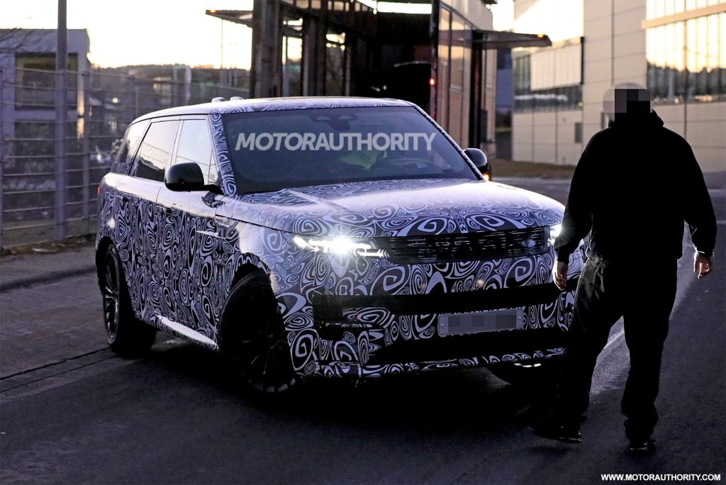 2024-land-rover-range-rover-sport-03.jpg