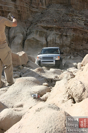 211889292-M.jpg