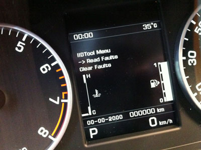 3326365-iidtool-2010-range-rovers-d-img_1980_small.jpg