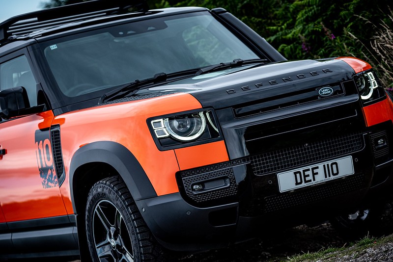 defender4-L.jpg