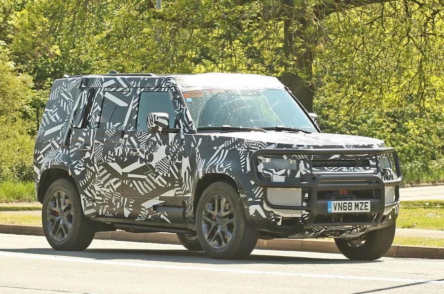 defenderhybrid.j01_1.jpg