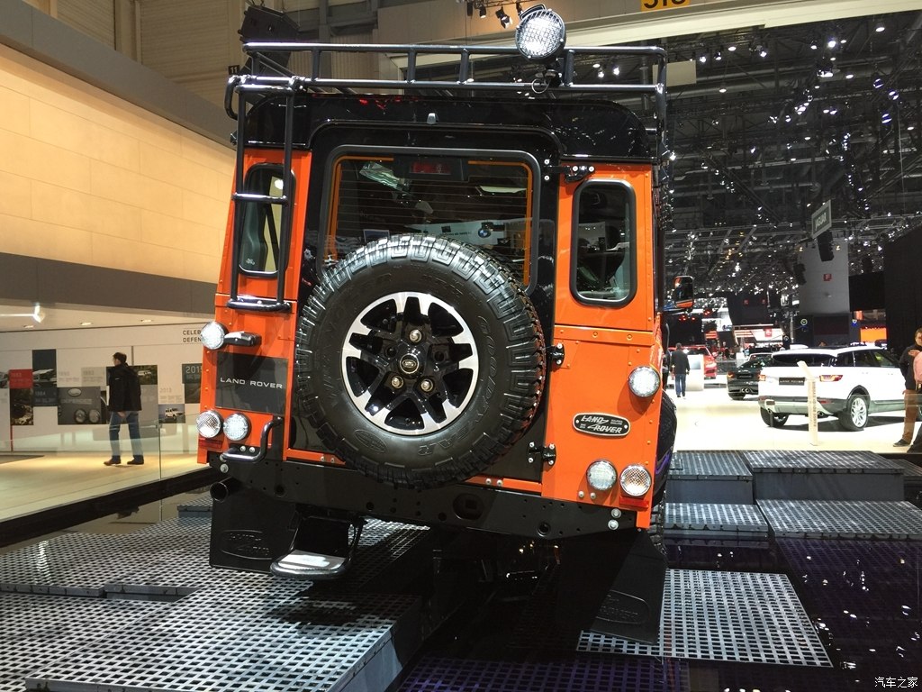 -Edition-rear-leaked-at-the-2015-Geneva-Motor-Show.jpg