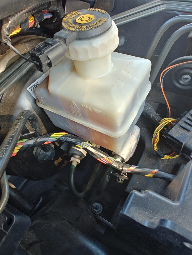 Lq7J23s.jpg