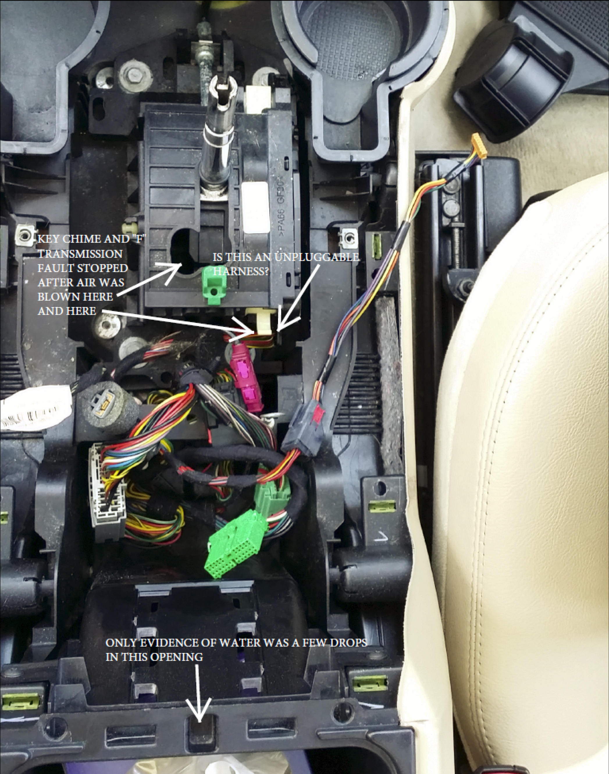 LR3 Center Console 2 PDF Small.jpg
