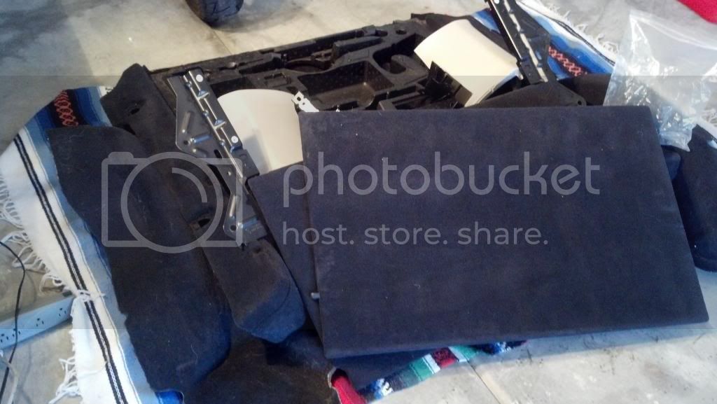 LR3_5seat_kit_zps2a4cf8e7.jpg