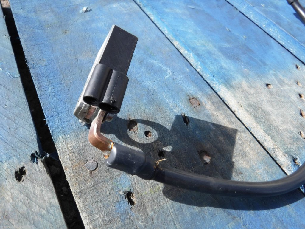 Merc neg sensor.jpg
