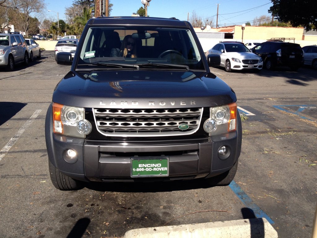 Rachel\'s LR3 New grille 2.JPG