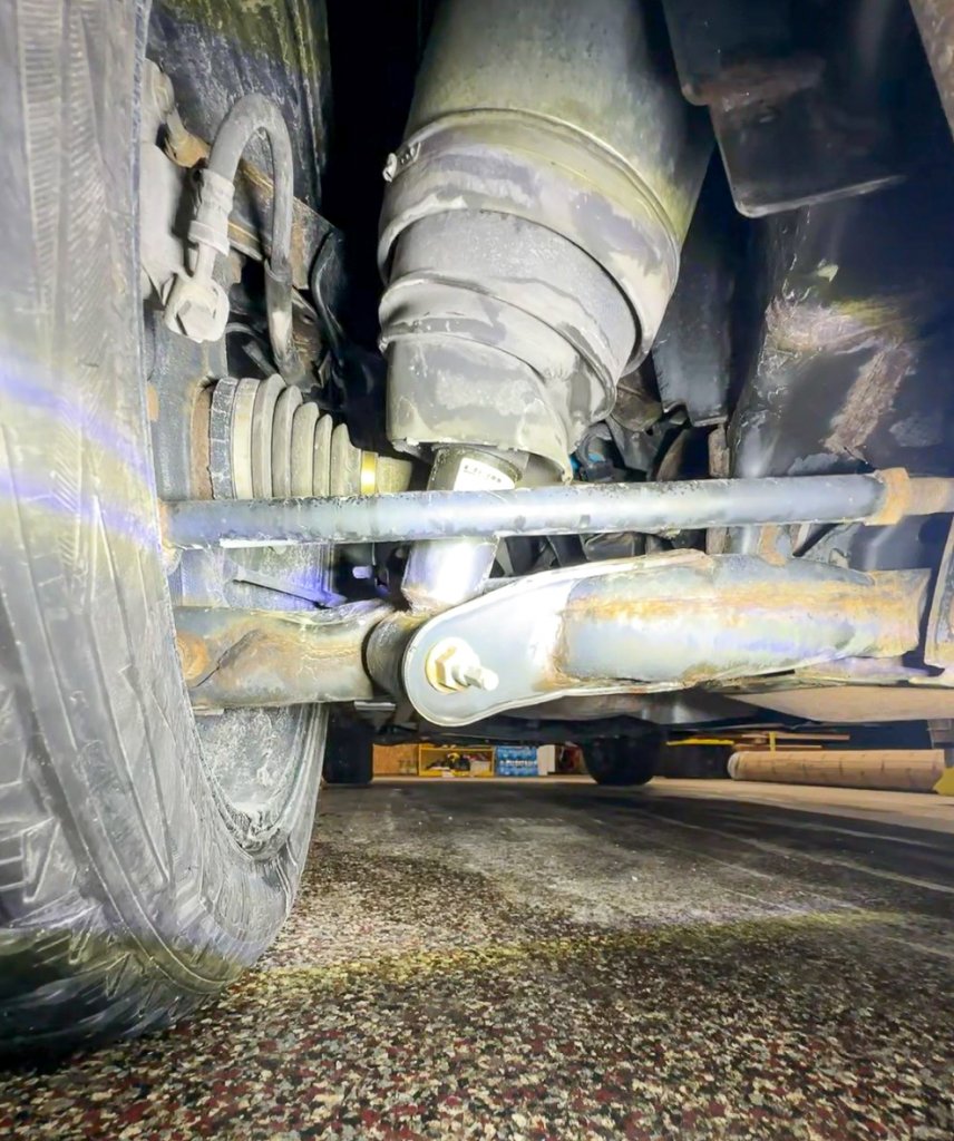 Suspension Sleeve.jpg