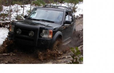 LR3 through mud pit.JPG