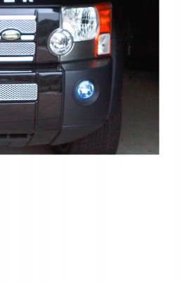 truck LR3 fogs left.jpg