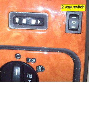 truck LR3 fogs switch5.jpg