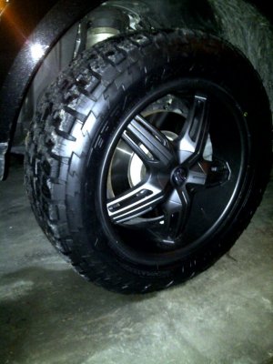 DUB wheel with Nitto Terra Grappler.jpg