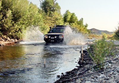 Rover_fording-r.jpg