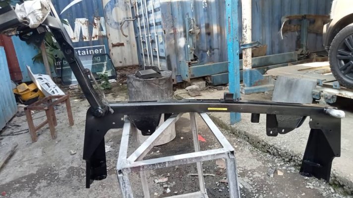 Rear Tire Carrier Refurb.jpg