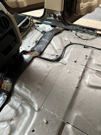 LR4 Flooring Rear_Silless.jpg