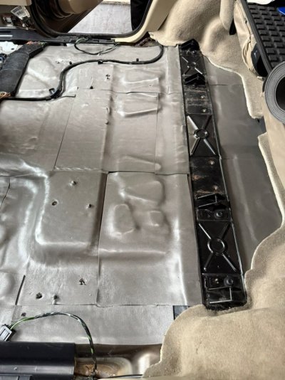 LR4 Flooring Rear_Silless 2.jpg