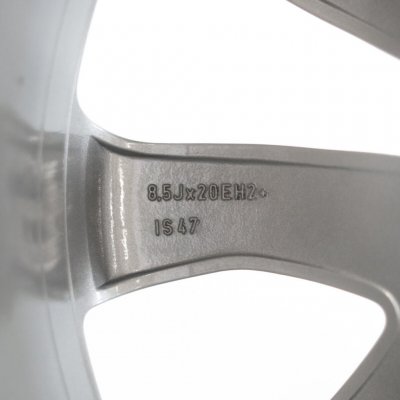 8.5Jx20EH2 IS47 five double spoke sparkle silver pn LR044848 label offset interior.jpg