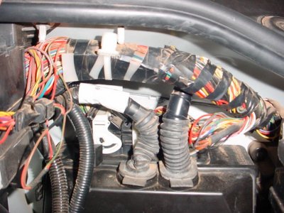 Transmission Moduel Case ECU behind battery as installed.jpg